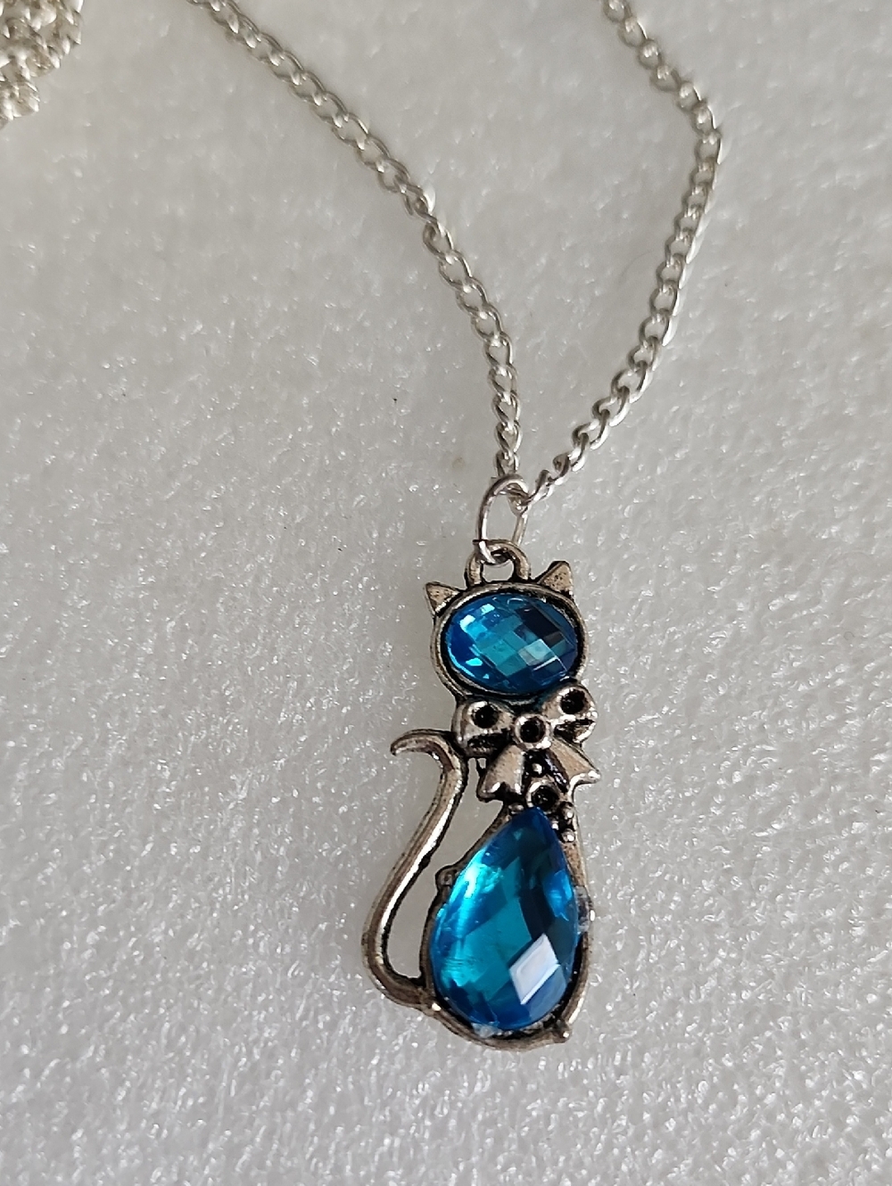 Hand Crafted Blue Crystal Cat Pendant Necklace